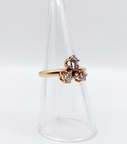 维多利亚玫瑰金三叶草和钻石幻觉戒指