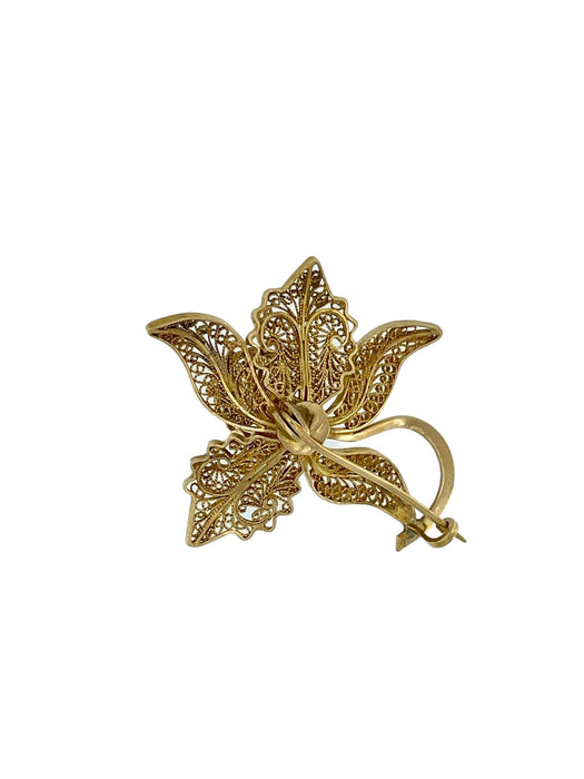 French brooche in yellow gold filigree with flowers
