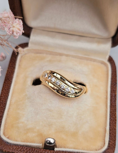 Bague 50 Bague or jaune, diamants 58 Facettes 624