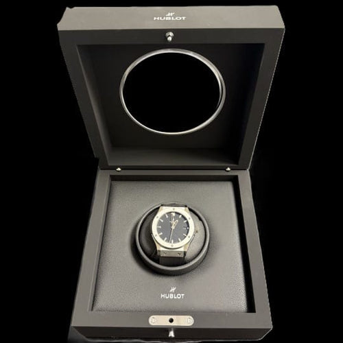 Montre Hublot Montre Classic Fusion Zirconium 58 Facettes MT43893