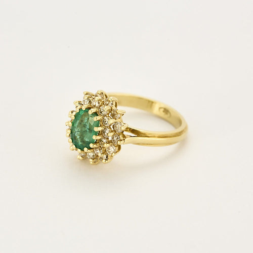 Bague 53,5 Bague marguerite en or jaune, émeraude et diamants 58 Facettes FON2276