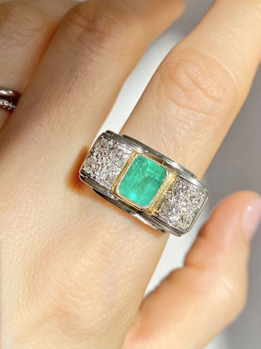 Bague 59 Bague Tank en or blanc et jaune 18k émeraude et diamants 58 Facettes