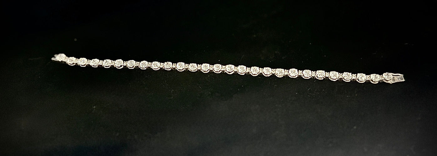 Bracelet Bracelet rivière orné de 8,60 carats de diamants 58 Facettes
