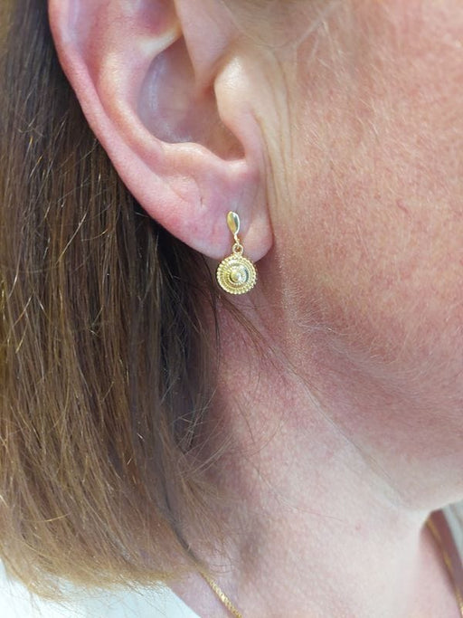 Boucles d'oreilles boucles d'oreilles pendantes or 58 Facettes 084541