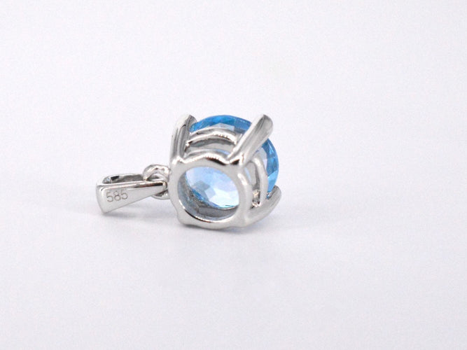 Pendentif Pendentif en or blanc avec topaze 58 Facettes 2202