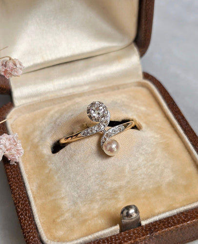 Bague 51.5 Bague Toi et Moi Diamants et Perle 58 Facettes 357