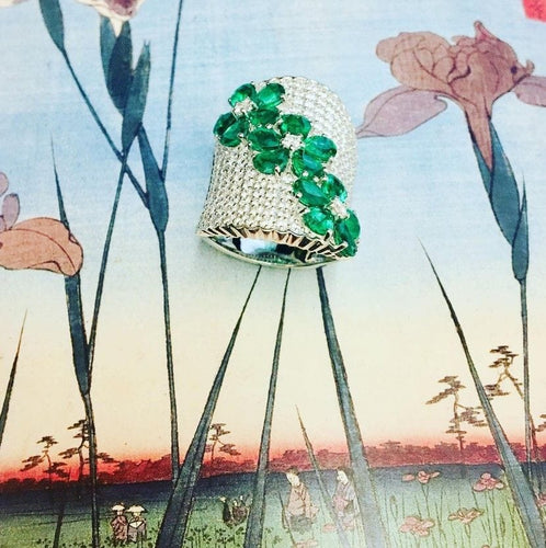 Bague 54 Large bague diamants et émeraudes 58 Facettes 196046