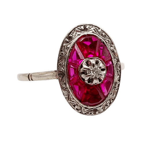 Bague 51 Bague marquise Art déco en or blanc 18k, diamant et rubis synthétiques 58 Facettes A06446