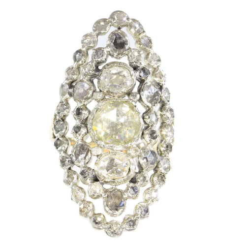 Bague 58 L'artisanat victorien : une touche d'allure royale 58 Facettes 23073-0137