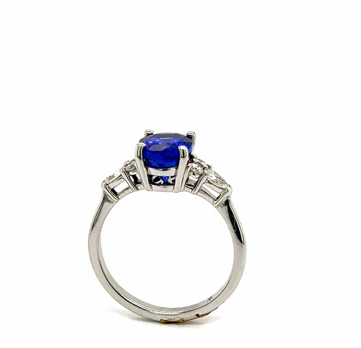 Bague 53 Bague or blanc, Tanzanite 2, 23 Carats, Diamants 0, 14 Carat 58 Facettes