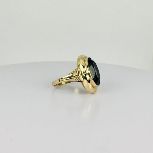 Bague 58 Bague solitaire en or jaune, tourmaline verte ovale à facettes de 8 carats 58 Facettes 2511006