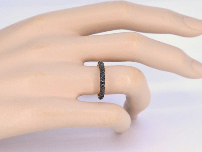Bague 54 Bague en or rose avec diamants noirs taille brillant 58 Facettes 2224