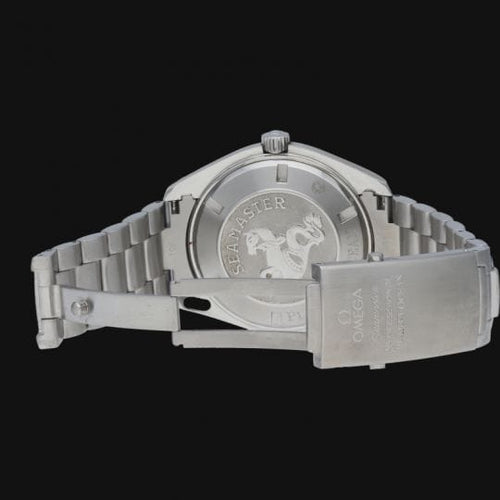 Montre Omega Montre Seamaster Planet Ocean 58 Facettes MT40760