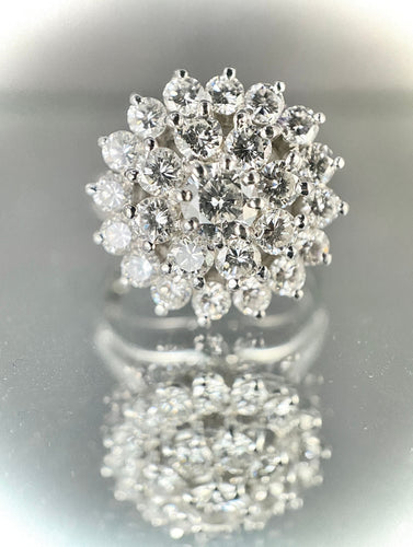 Bague 60 Bague fleur or blanc et diamants 58 Facettes