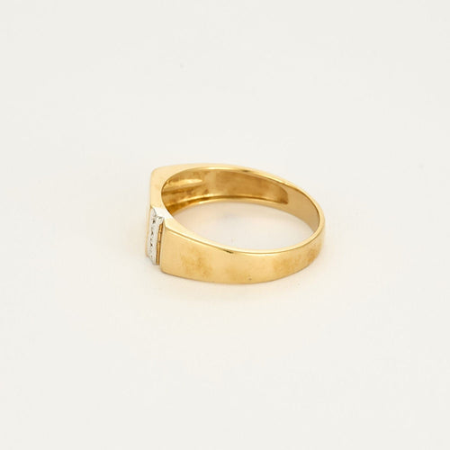 Bague 63 Bague chevalière en or jaune et diamants 58 Facettes SEN2328