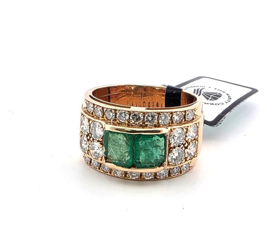 Bague 53 Bague en or jaune 18 carats ornée d'émeraudes taille carrée et de diamants 58 Facettes