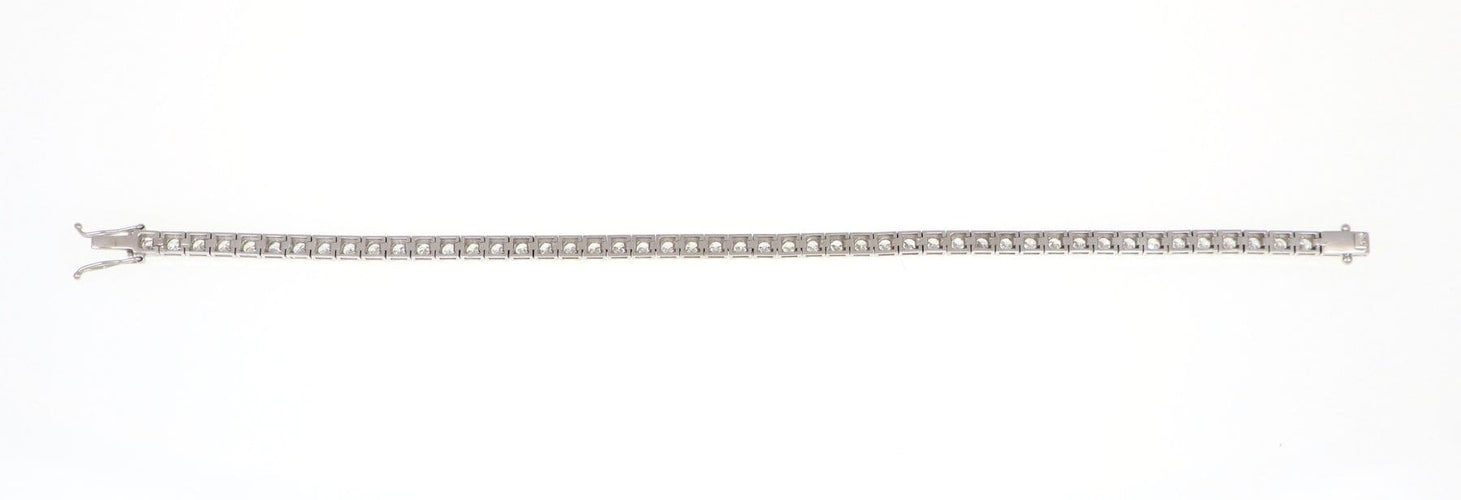 Bracelet Bracelet en or blanc 18 carats et diamants naturels 58 Facettes