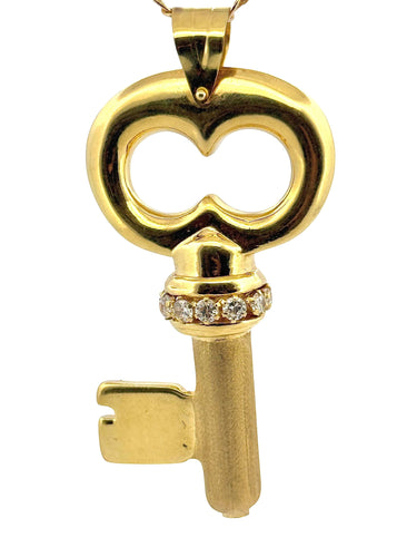 Collier Chaîne et pendentif clé porte bonheur en or jaune 18 carats 58 Facettes