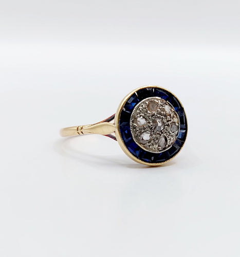 Bague 56.5 Bague cible art déco or jaune, diamants et saphirs calibrés synthétiques 58 Facettes A05652