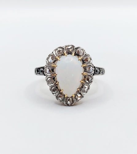Bague 52 Bague pompadour antique or blanc 18k opale cabochon et diamants taille roses (circa 1900) 58 Facettes A05057