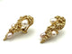 Boucles d'oreilles GILBERT ALBERT. Boucles d'oreilles or jaune 18K et perles 58 Facettes