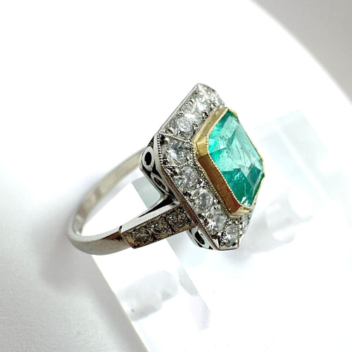 Bague 53 Bague Art Déco en platine avec émeraudes et diamants 58 Facettes 50367