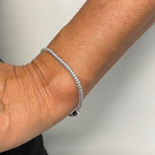 Bransoletka tenisowa z 274 diamentami