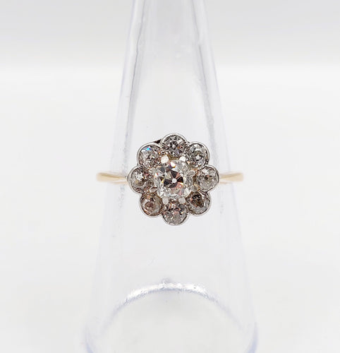Bague 52.5 Bague marguerite antique or jaune 18k et 1,00 carats diamant taille ancienne (circa 1900) 58 Facettes A05938