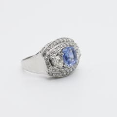Bague BAGUE ART DECO SAPHIR CEYLAN NATUREL ENTOURAGE DIAMANTS EN OR GRIS 18K 58 Facettes