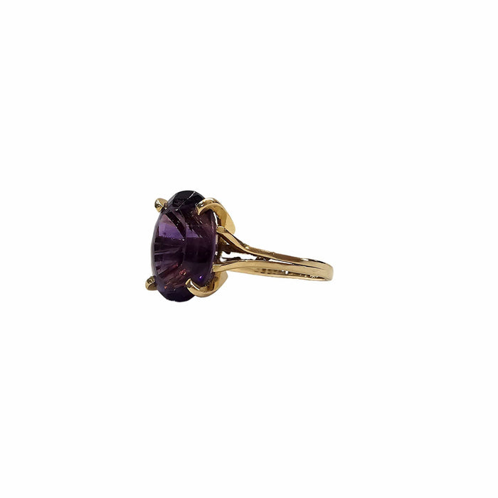 Bague 61 Bague en or jaune et amethyste 58 Facettes CAE-RI-OV-YGAM