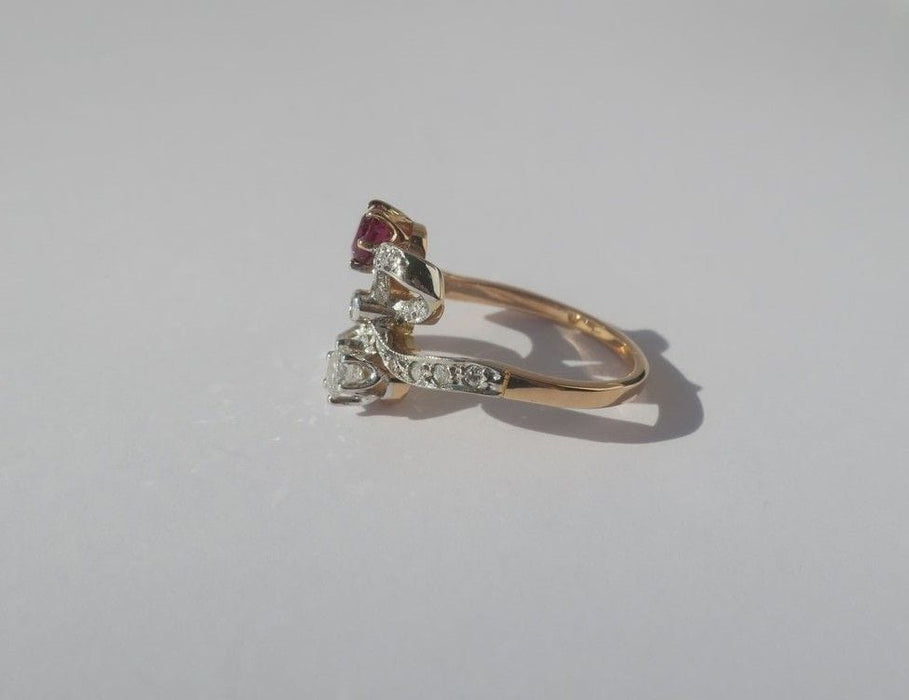 Belle Epoque Knotenring Rubin Diamanten Roségold Platin