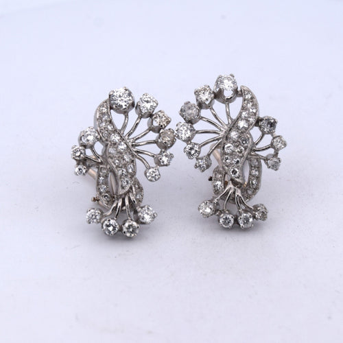 Boucles d'oreilles Boucles d'oreilles en platine et or jaune avec diamants 58 Facettes