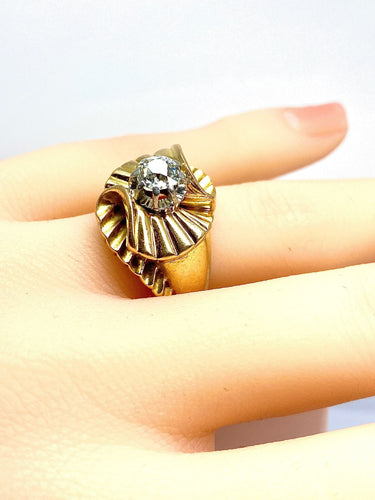Bague 50 Bague en or jaune, diamant, vers 1940/1960 58 Facettes AB466
