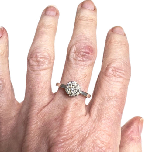 Bague 57 Bague contemporaine du XXe siècle en or 18 carats avec diamants 58 Facettes Q971A