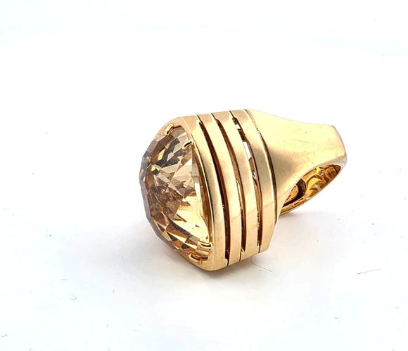 Bague Bague en or jaune massif avec une grosse citrine 58 Facettes