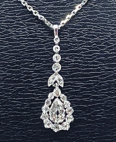 Collier Collier 1900 Diamant Poire 58 Facettes