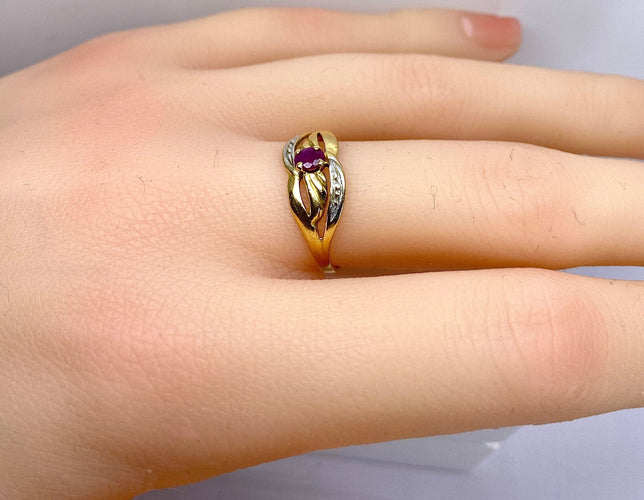 Bague 54 Bague or jaune et rubis 58 Facettes AB515