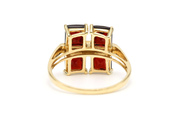 Bague 55 Bague contemporaine or jaune sertie de grenats et de diamants (+-0.035ct) 58 Facettes 22979