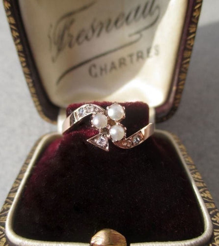 Bague 53.5 Bague 19e trèfle porte bonheur or rose, demies perles fines, diamants 58 Facettes