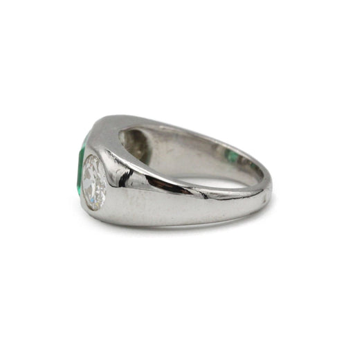 Bague 53 Bague art deco en platine, émeraude et diamants tailles anciennes 58 Facettes 1273