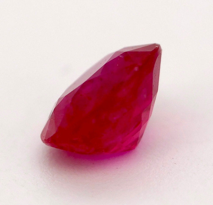 Gemstone Rubis 1.40cts certificat ALGT 58 Facettes