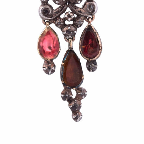 Boucles d'oreilles Boucles d'oreilles catalanes anciennes en or jaune et argent avec grenats naturels 58 Facettes OR86