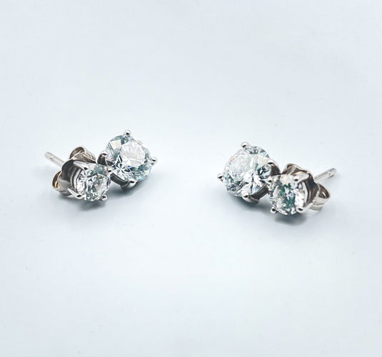 Boucles d'oreilles Boucles d'oreilles dormeuses en diamants 58 Facettes