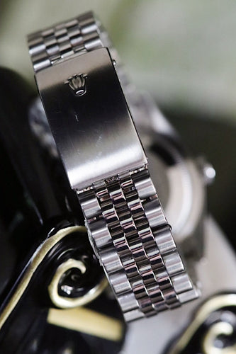 Montre ROLEX - Montre Datejust 16234 cadran noir année 2002 58 Facettes