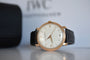 Montre Montre homme IWC Jumbo "Shark Fin", or rose 18 carats, calibre 89, vers 1959 58 Facettes IWC-300