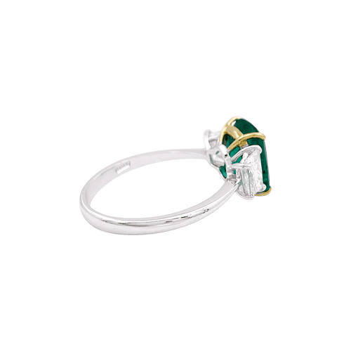 Bague 53 Bague émeraude, deux ors, diamants. 58 Facettes 34496