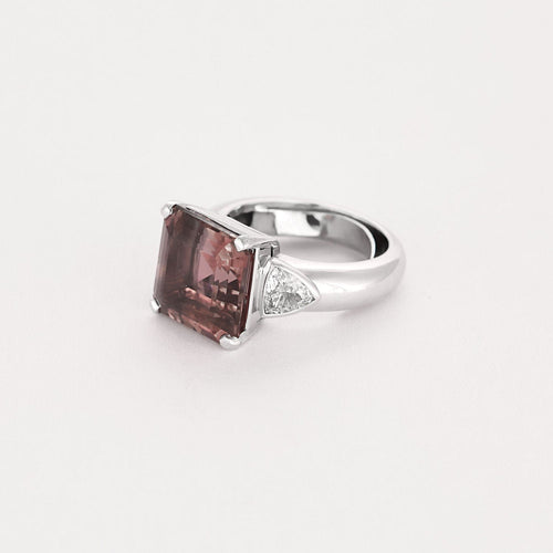 Bague 44 Bague en or blanc, tourmaline rose et diamants 58 Facettes LJ25-332