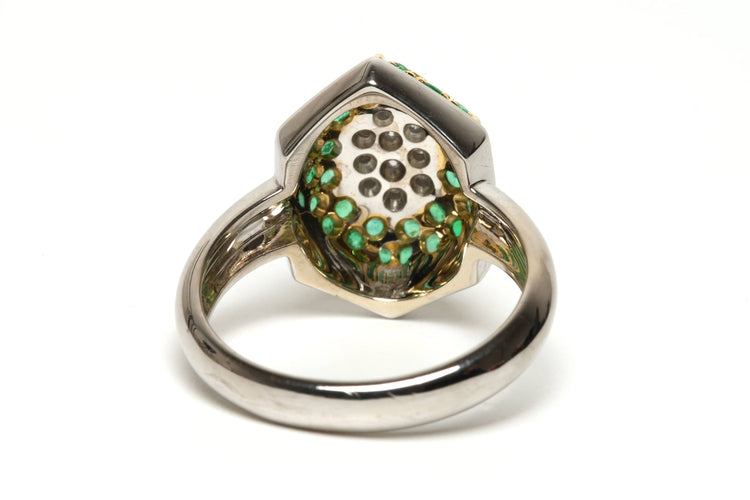 Bague 58 Bague contemporaine or jaune et blanc, émeraudes et diamants 58 Facettes 21797