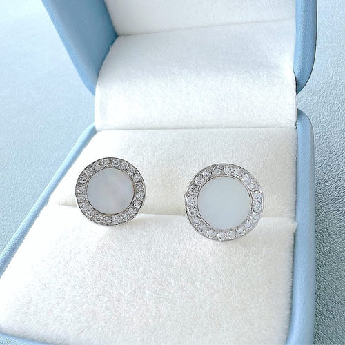 Boucles d'oreilles Boucles d'oreilles signées Tabbah en nacre et Diamants Or blanc 18 K 58 Facettes AA 1718