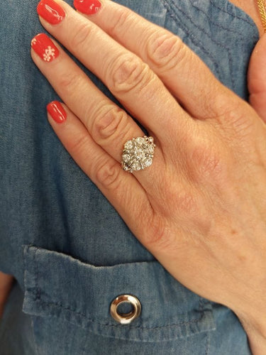 Bague 52 Bague fleur or blanc et diamants 58 Facettes 087651